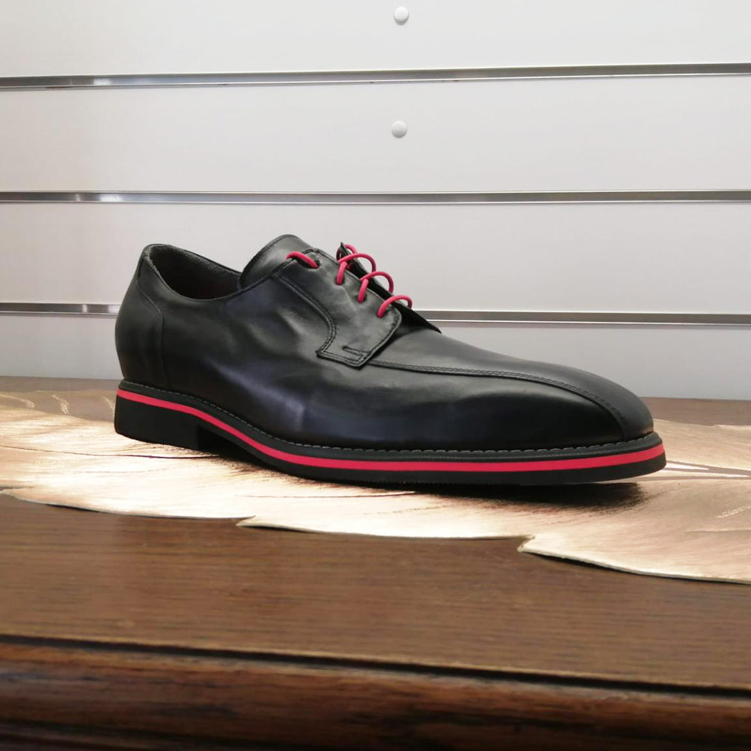 Maßschuh I / Maßschuhschmiede